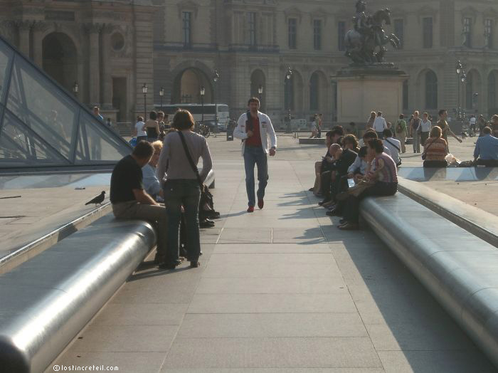 Le Louvre - Paris (I don t really know why I like this picture)